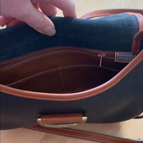 Dooney & Bourke Vintage Bag - Picture 10 of 13
